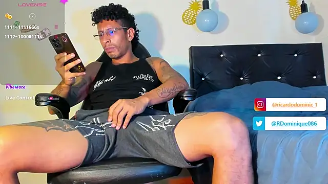 FuckHardlove online show from February 2, 10:39 pm