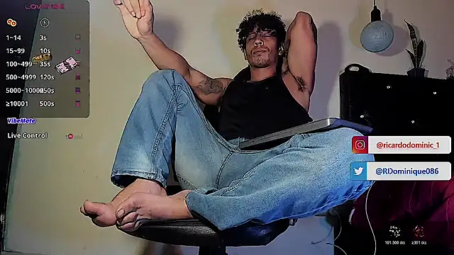 FuckHardlove online show from November 1, 3:19 am