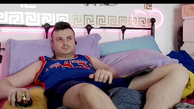 Snapshot of erotico69xxx chatting on October 3, 10:29 pm erotico69xxx online show from October 3, 10:29 pm