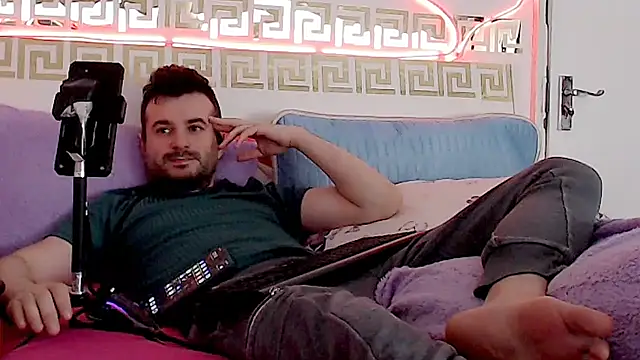 Snapshot of erotico69xxx chatting on October 27, 12:53 pm erotico69xxx online show from October 27, 12:53 pm