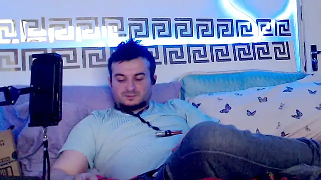 Snapshot of erotico69xxx chatting on November 6, 1:17 am erotico69xxx online show from November 6, 1:17 am