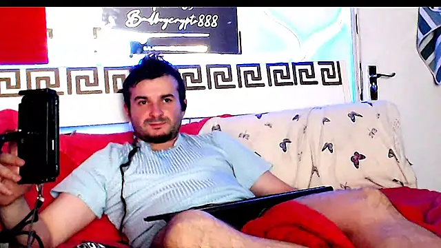 Snapshot of erotico69xxx chatting on November 20, 1:28 am erotico69xxx online show from November 20, 1:28 am