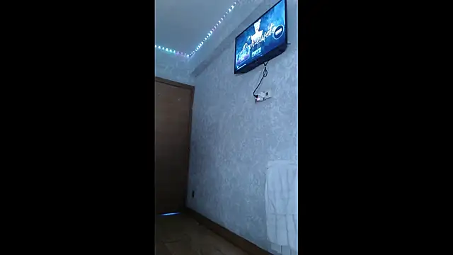 Latina BigBoobs online show from April 22, 1:52 am