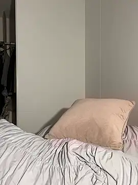 Snapshot of Ameellie chatting on February 23, 6:01 pm Ameellie online show from February 23, 6:01 pm