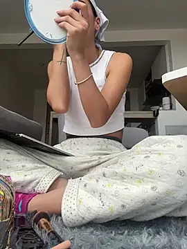 Snapshot of Ameellie chatting on March 1, 3:16 pm Ameellie online show from March 1, 3:16 pm