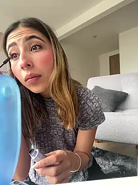 Snapshot of Ameellie chatting on March 4, 2:10 pm Ameellie online show from March 4, 2:10 pm