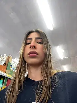 Snapshot of Ameellie chatting on March 19, 2:57 pm Ameellie online show from March 19, 2:57 pm