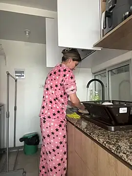 Snapshot of Ameellie chatting on October 10, 3:22 pm Ameellie online show from October 10, 3:22 pm