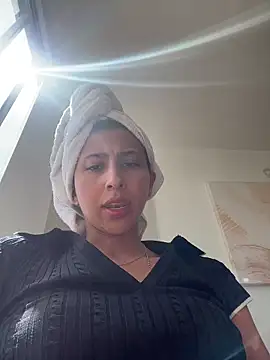 Snapshot of Ameellie chatting on November 11, 3:12 pm Ameellie online show from November 11, 3:12 pm