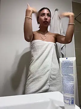 Snapshot of Ameellie chatting on November 20, 4:07 pm Ameellie online show from November 20, 4:07 pm