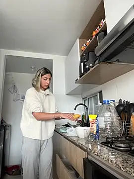 Snapshot of Ameellie chatting on November 21, 3:00 pm Ameellie online show from November 21, 3:00 pm