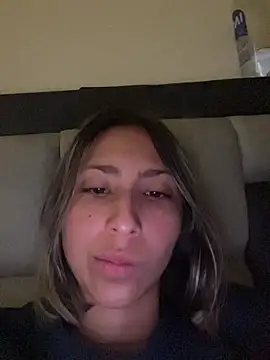 Snapshot of Ameellie chatting on December 16, 3:50 pm Ameellie online show from December 16, 3:50 pm