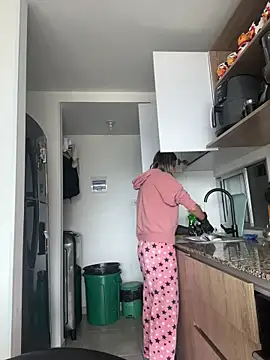 Snapshot of Ameellie chatting on January 10, 3:14 pm Ameellie online show from January 10, 3:14 pm