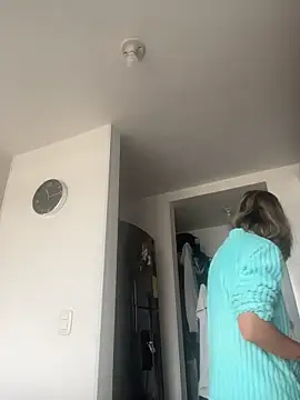 Snapshot of Ameellie chatting on January 16, 4:44 pm Ameellie online show from January 16, 4:44 pm