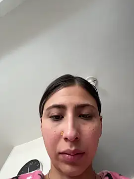 Snapshot of Ameellie chatting on February 20, 4:29 pm Ameellie online show from February 20, 4:29 pm