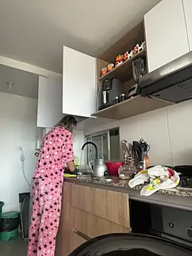 Snapshot of Ameellie chatting on February 22, 6:17 pm Ameellie online show from February 22, 6:17 pm