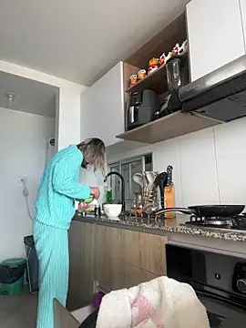 Snapshot of Ameellie chatting on February 24, 4:38 pm Ameellie online show from February 24, 4:38 pm