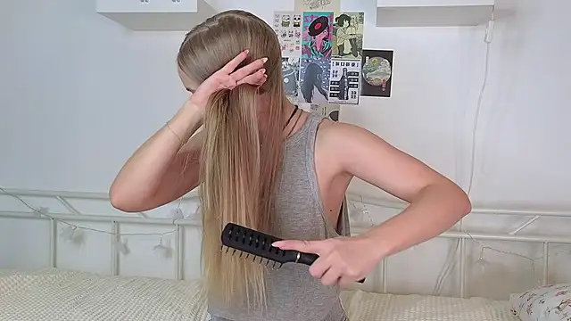  Appr0ved  online show from February 11, 3:08 pm