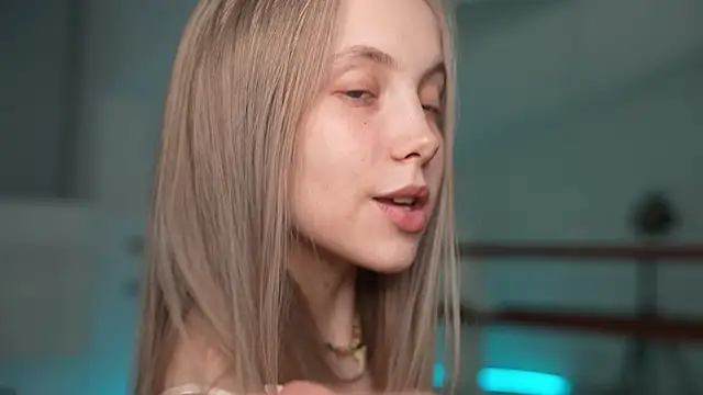  Appr0ved  online show from March 11, 6:19 pm