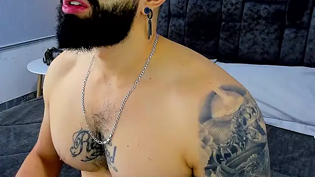 Zack Froone online show from December 3, 12:38 pm