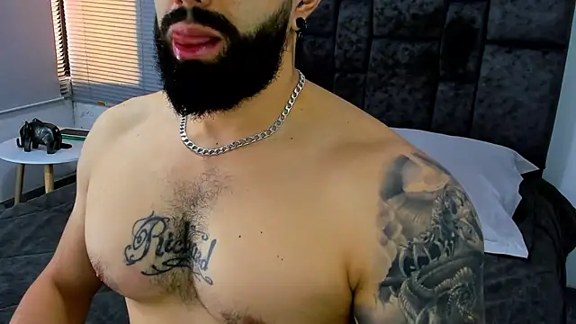 Zack Froone online show from December 9, 3:22 pm