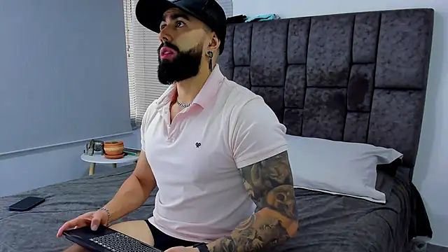 Zack Froone online show from February 17, 2:26 pm