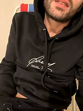 Snapshot of athenphysics chatting on December 7, 9:00 pm athenphysics online show from December 7, 9:00 pm