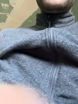 Snapshot of athenphysics chatting on January 1, 12:11 pm athenphysics online show from January 1, 12:11 pm