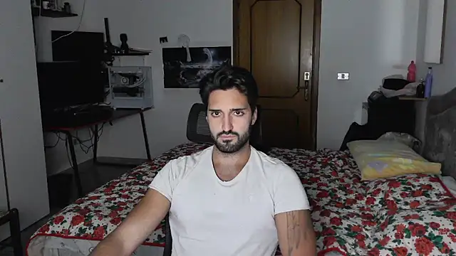 Snapshot of Alexox02 chatting on October 7, 5:54 pm Alexox02 online show from October 7, 5:54 pm