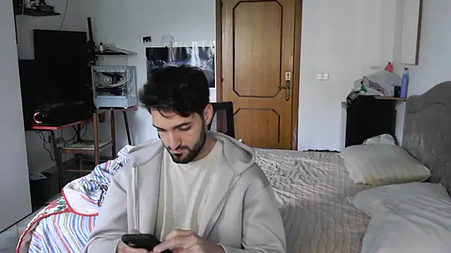 Snapshot of Alexox02 chatting on November 9, 12:03 pm Alexox02 online show from November 9, 12:03 pm