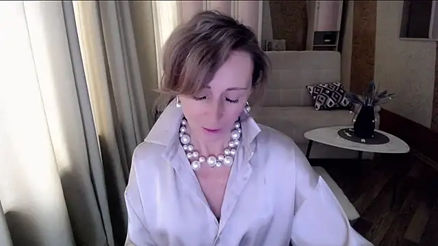 HornyMilf 777 online show from February 26, 8:37 am