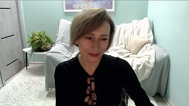 HornyMilf 777 online show from March 15, 6:36 am