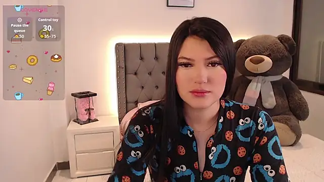 Nicols66 online show from November 12, 9:25 pm