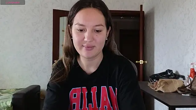 Snapshot of Nelly_Fischer chatting on April 14, 7:25 am Nelly Fischer online show from April 14, 7:25 am