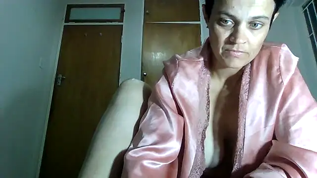 Snapshot of RandySandy007 chatting on January 18, 7:04 pm RandySandy007 online show from January 18, 7:04 pm