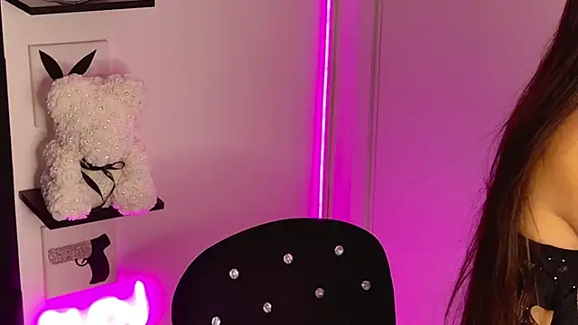 Snapshot of MissAmeliaa chatting on October 28, 1:47 pm MissAmeliaa online show from October 28, 1:47 pm