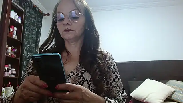 Snapshot of asleycavta chatting on October 25, 10:26 pm asleycavta online show from October 25, 10:26 pm