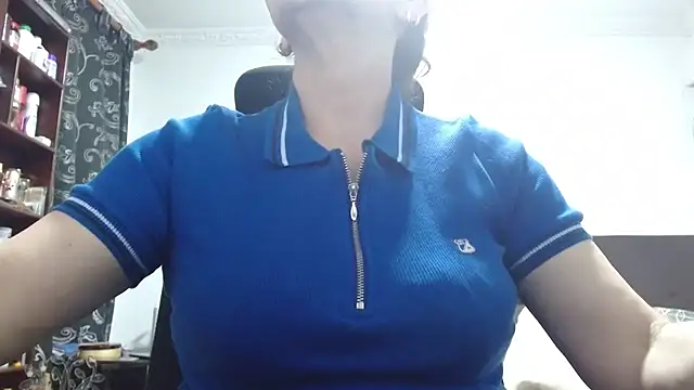 Snapshot of asleycavta chatting on December 1, 4:28 am asleycavta online show from December 1, 4:28 am