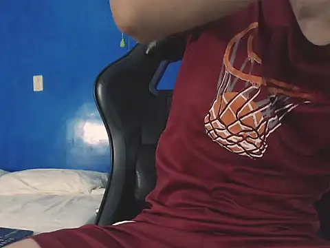 Snapshot of HomeAloneK chatting on October 30, 7:36 pm HomeAloneK online show from October 30, 7:36 pm