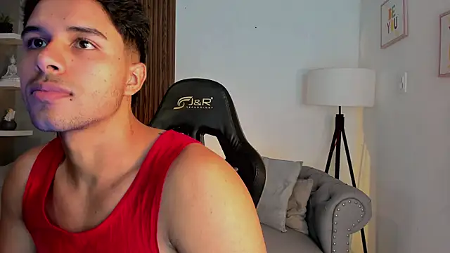 Snapshot of liam_collins21 chatting on September 18, 11:45 am liam collins21 online show from September 18, 11:45 am