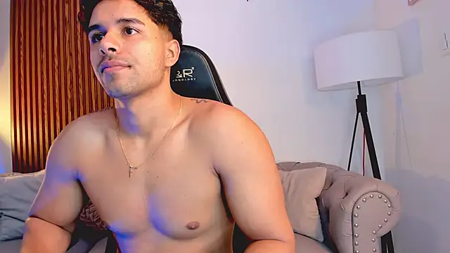 Snapshot of liam_collins21 chatting on November 7, 11:54 am liam collins21 online show from November 7, 11:54 am