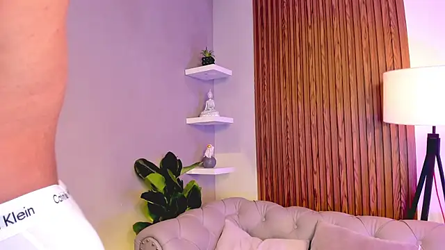 Snapshot of liam_collins21 chatting on November 27, 11:56 am liam collins21 online show from November 27, 11:56 am