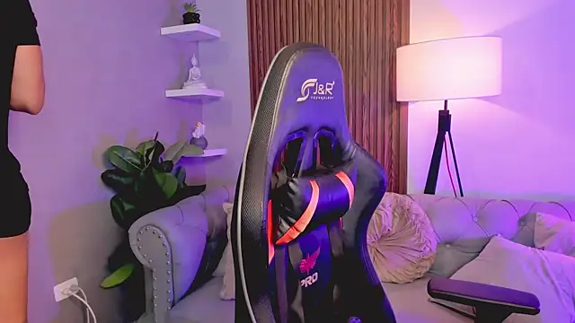 Snapshot of liam_collins21 chatting on November 30, 7:51 pm liam collins21 online show from November 30, 7:51 pm