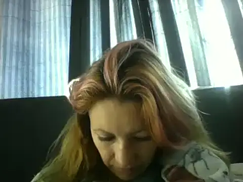 Snapshot of Paulita_x3 chatting on February 10, 1:33 pm Paulita x3 online show from February 10, 1:33 pm