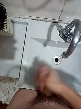 Brutao  online show from December 4, 1:20 pm