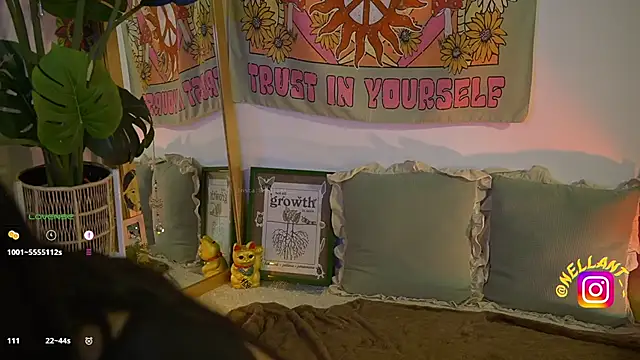 Snapshot of antonella_maitt1 chatting on November 8, 4:01 am antonella maitt1 online show from November 8, 4:01 am