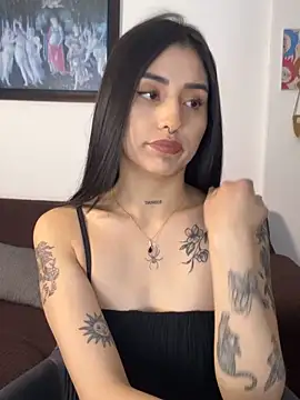 Snapshot of ananya_sex1 chatting on April 24, 8:28 am ananya sex1 online show from April 24, 8:28 am