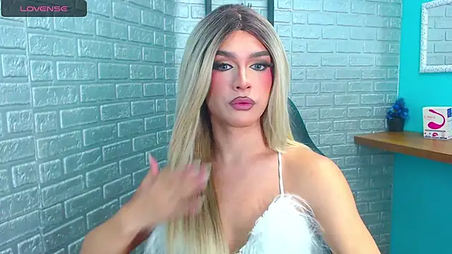 Snapshot of Mike_Nourr chatting on September 24, 3:21 am Mike Nourr online show from September 24, 3:21 am