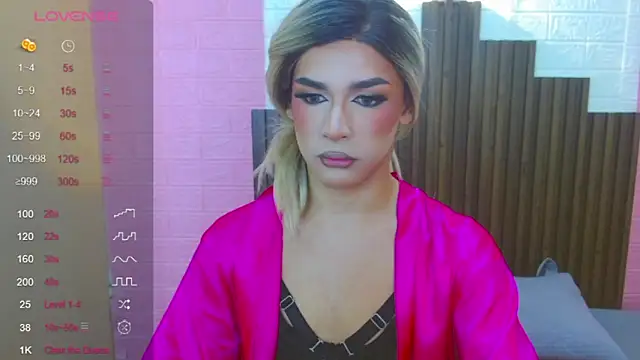 Snapshot of Mike_Nourr chatting on September 25, 2:59 am Mike Nourr online show from September 25, 2:59 am