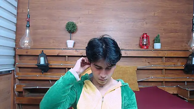 alex 477 online show from October 29, 11:34 am